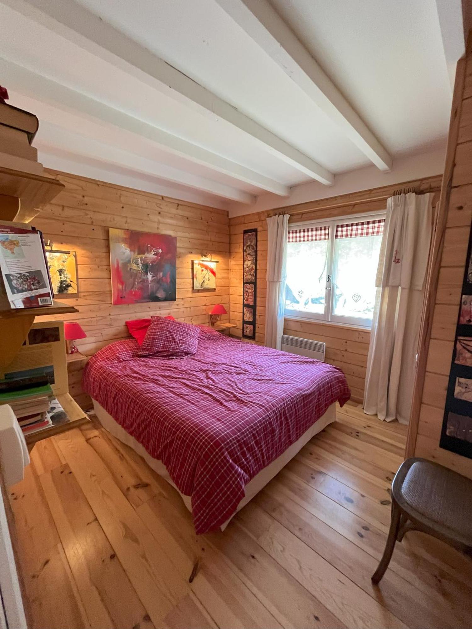 Chalet Des Myrtilles - Chalet Cosy Avec Vue Arette Luaran gambar
