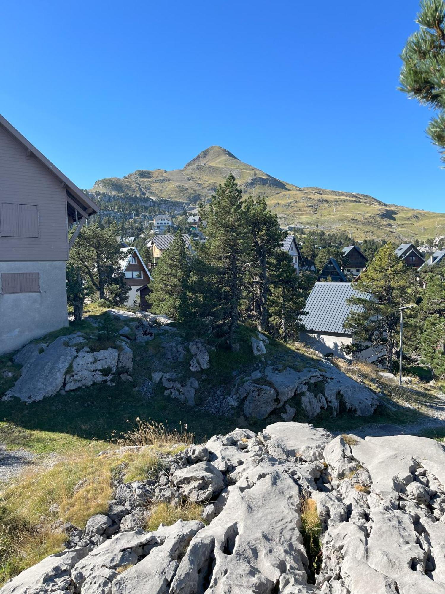 Chalet Des Myrtilles - Chalet Cosy Avec Vue Arette Luaran gambar