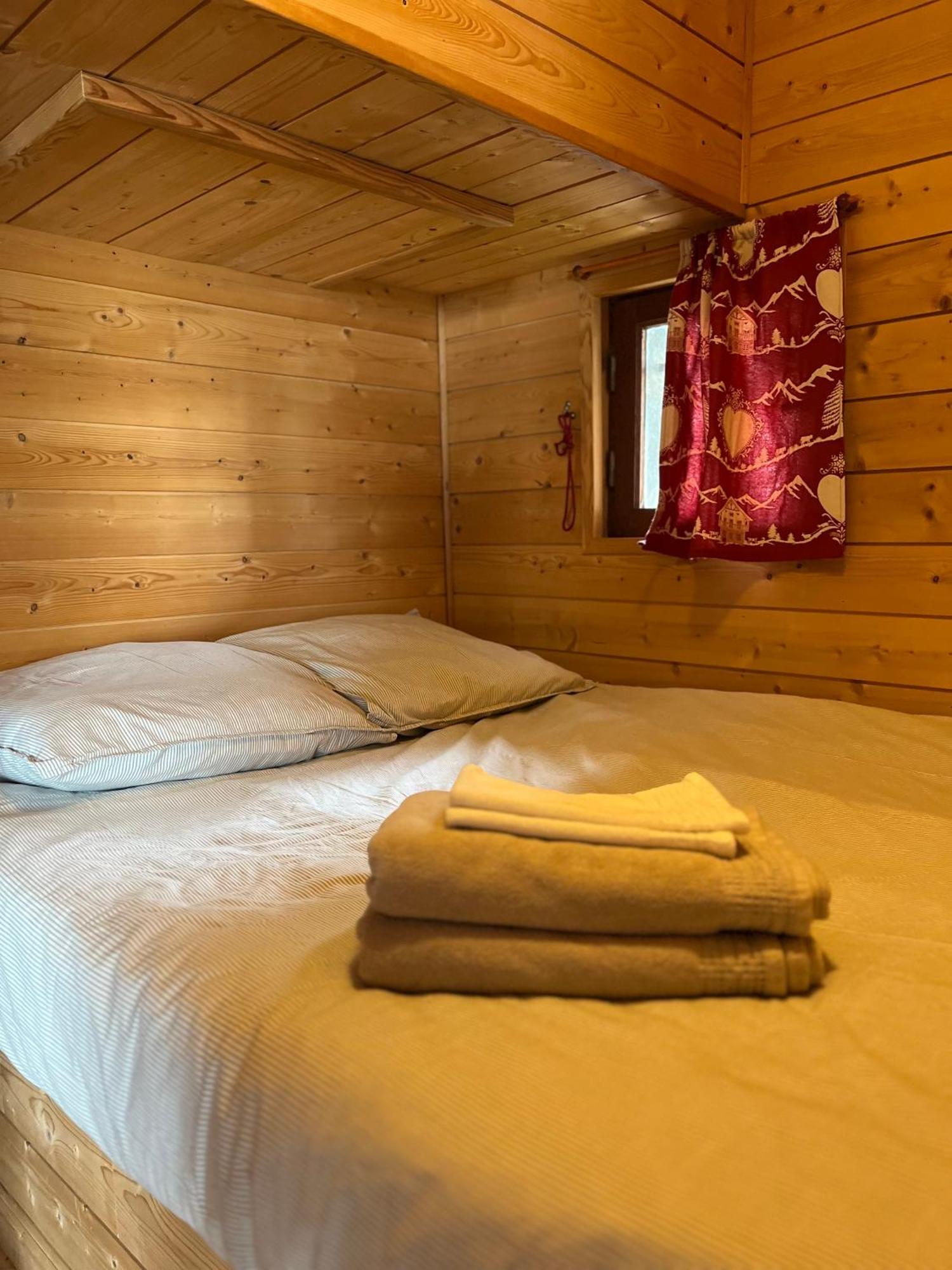 Chalet Des Myrtilles - Chalet Cosy Avec Vue Arette Luaran gambar